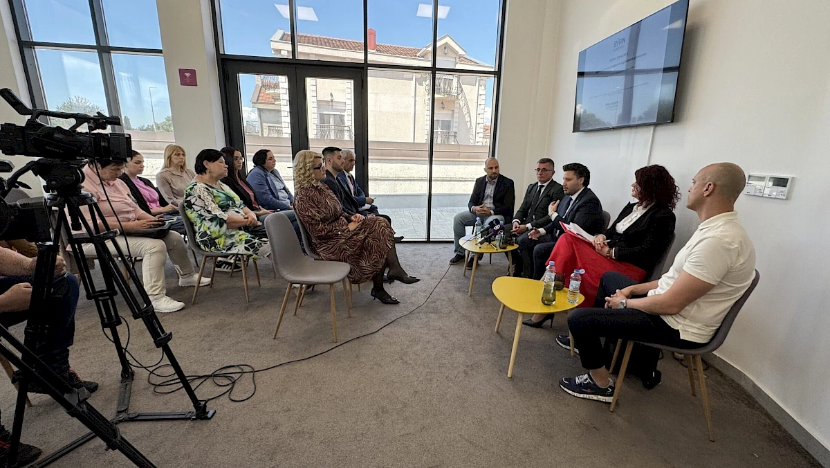Sa konferencije "Mjere nadzora i cenzura u digitalnom prostoru" u Podgorici. Foto: BIRN