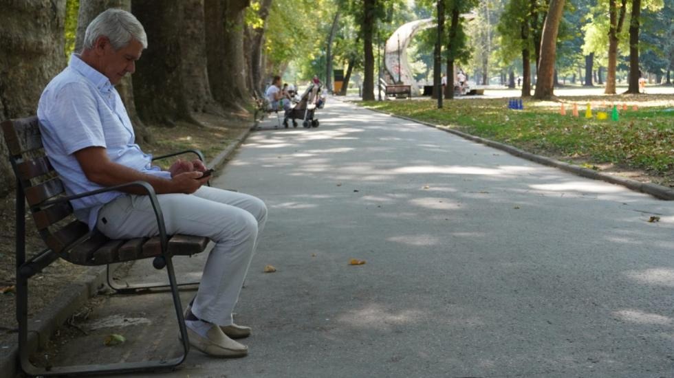 Korisnici mobilnih telefona tvrde da su prevareni da plaćaju igrice i proricanje sudbine preko mjesečnih računa. Foto: BIRN